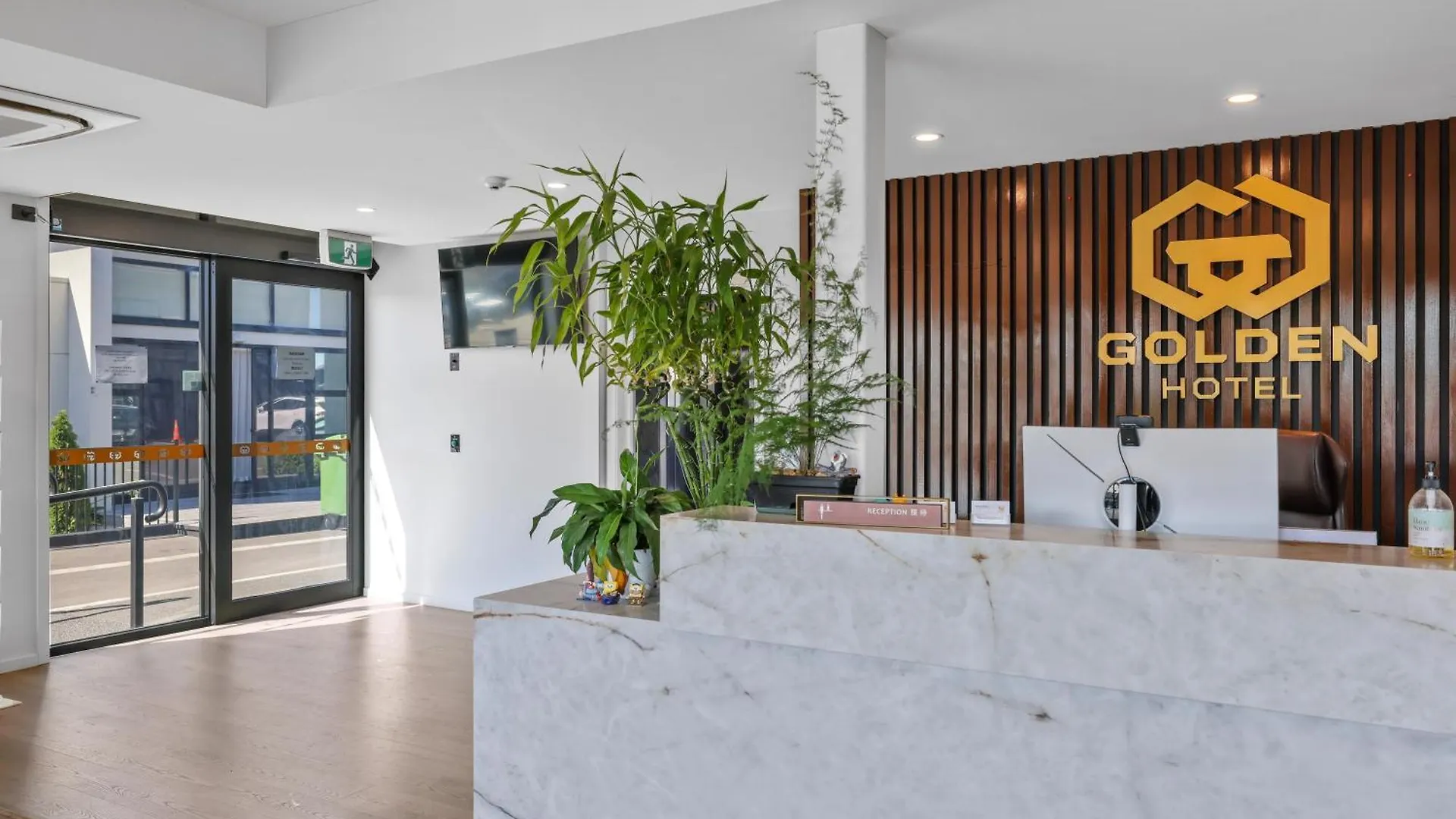 Golden Hotel Christchurch